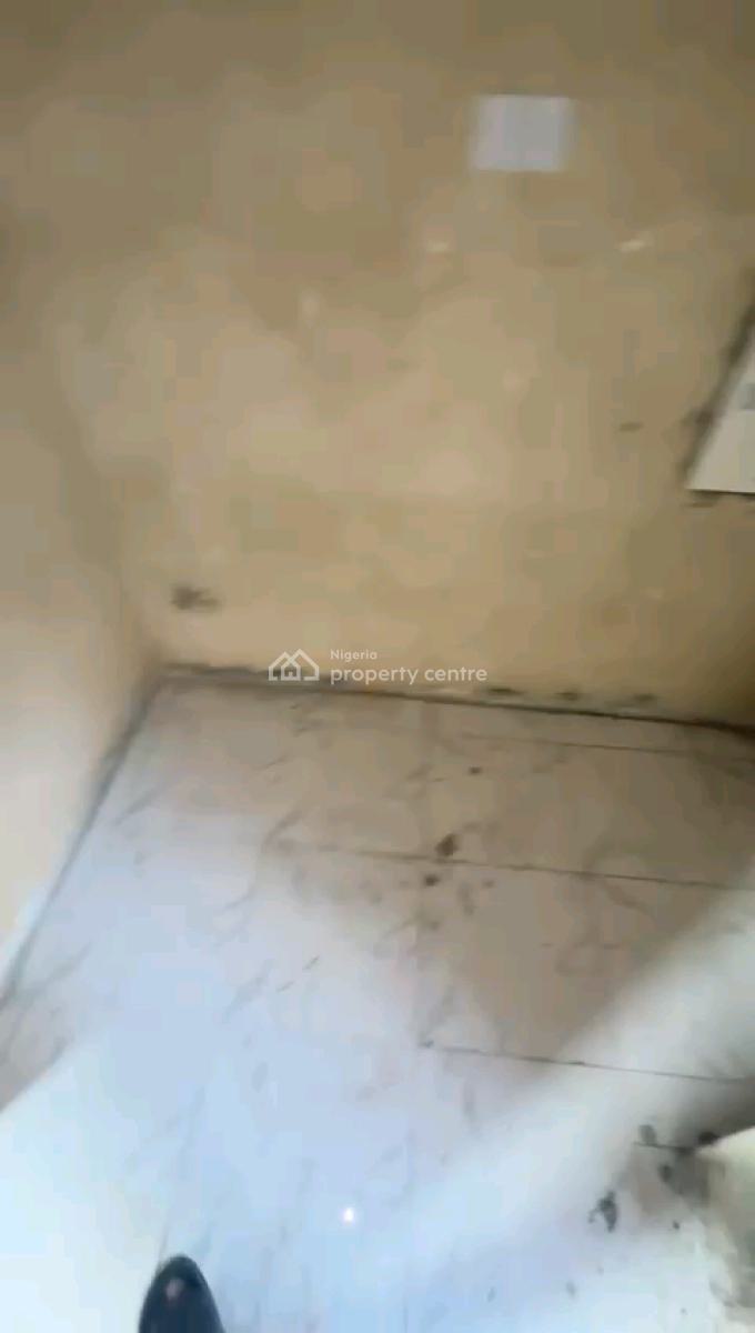Standard Mini Flat, Ilupeju, Ilupeju, Lagos, Mini Flat (room and Parlour) for Rent