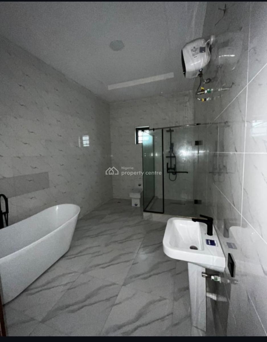 Lovely 5 Bedroom Home with a Bq and Secured Estate, Orchid Road Chevron Tollgate Lekki, Lekki, Lagos, Detached Duplex for Sale
