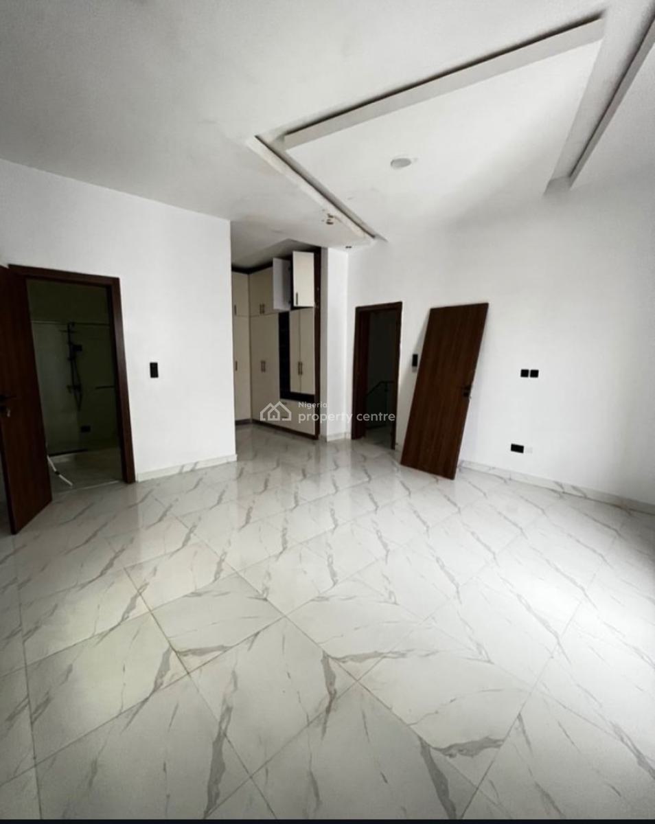 Lovely 5 Bedroom Home with a Bq and Secured Estate, Orchid Road Chevron Tollgate Lekki, Lekki, Lagos, Detached Duplex for Sale