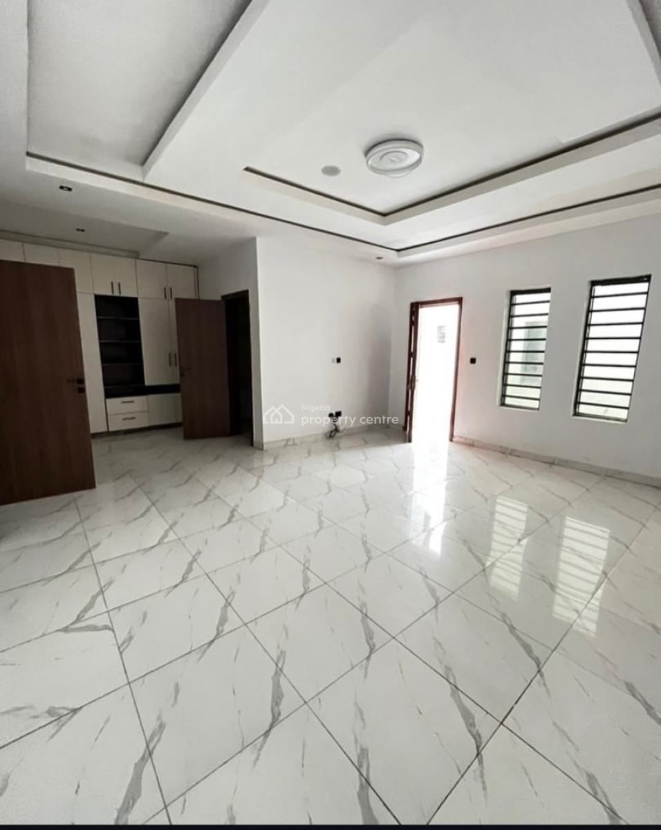 Lovely 5 Bedroom Home with a Bq and Secured Estate, Orchid Road Chevron Tollgate Lekki, Lekki, Lagos, Detached Duplex for Sale