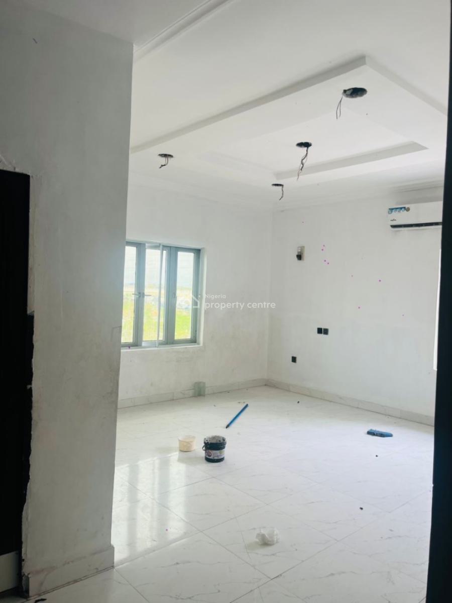 Fully Serviced 3 Bedroom Flat in an Estate on The First Floor, Ikate Lekki Lagos, Ikate, Lekki, Lagos, Flat / Apartment for Rent