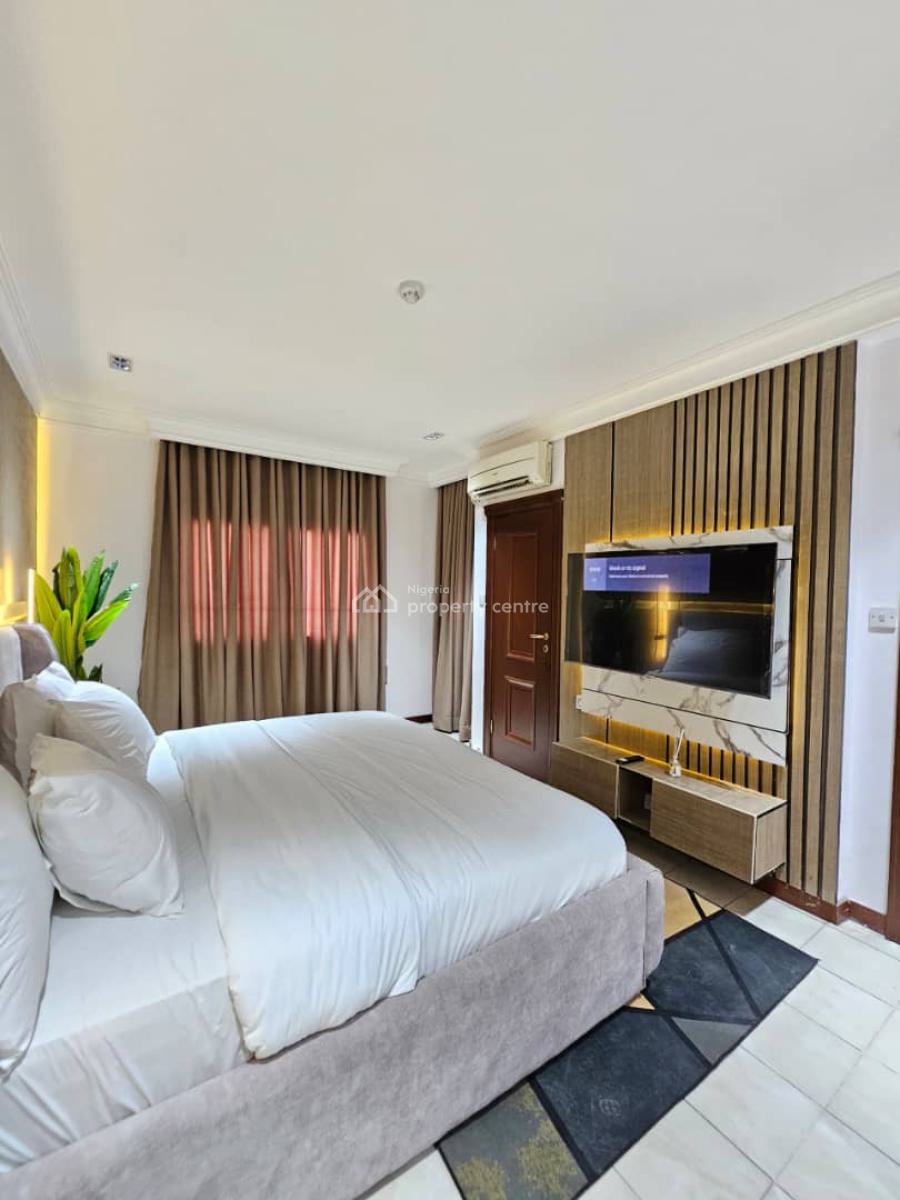 2 Units of Luxury 4 Bedroom Terraces with Swimming Pool,gym,ps5,snooke, Michael Olawale Cole Drive, Lekki Phase 1, Lekki, Lagos, Flat / Apartment Short Let