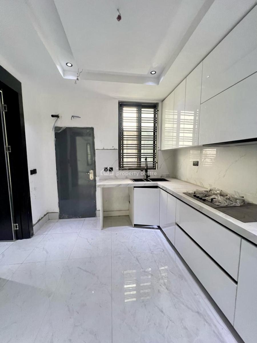 Well Finished  4 Bedroom Terraced   Duplex with Pool & Gym with Bq., Ikoyi, Lagos, Terraced Duplex for Rent