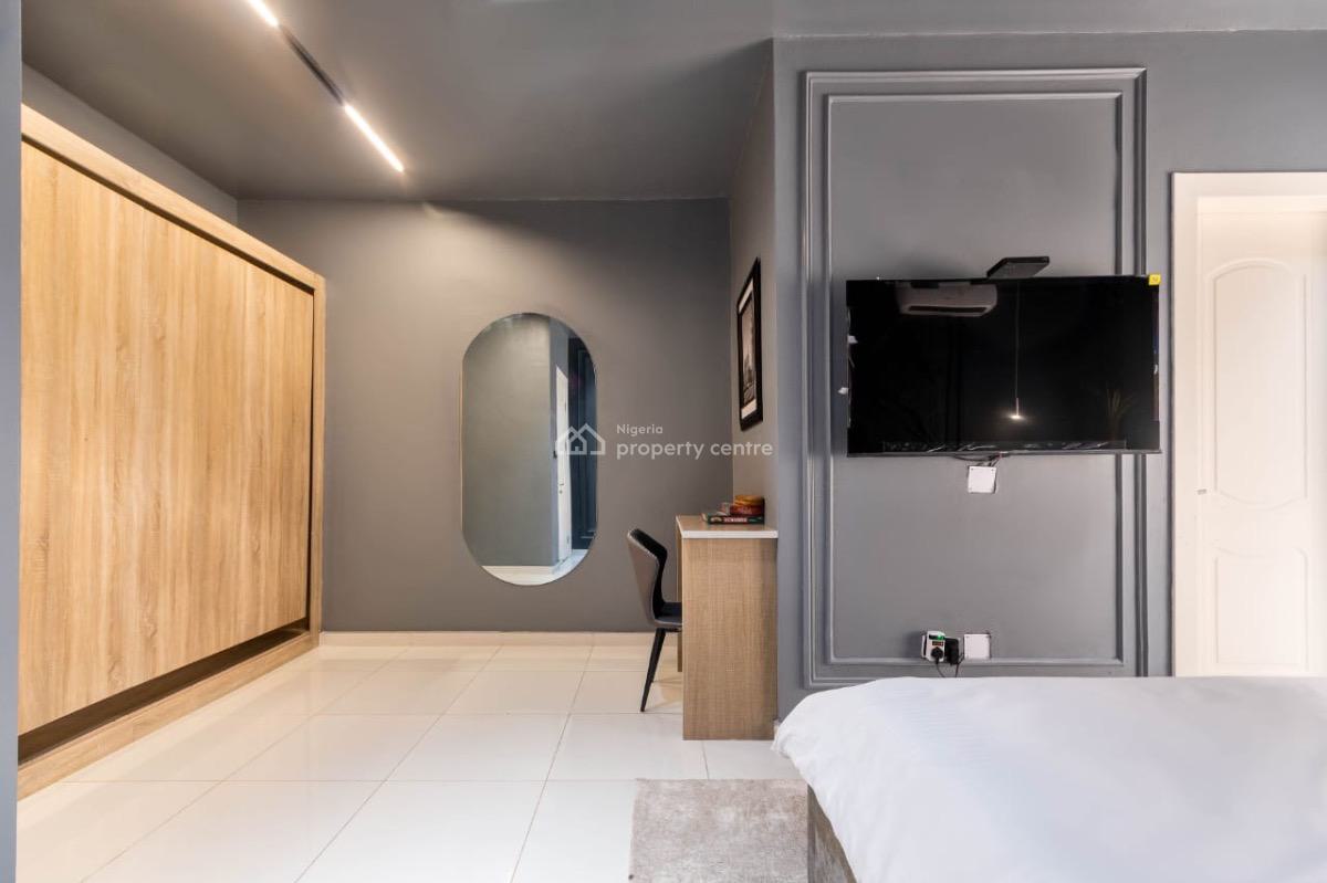 Seaview 2 Bedroom Penthouse with Swimming Pool, Gym and Ps5, Amusa 4, Lekki Phase 1, Lekki, Lagos, Flat / Apartment Short Let