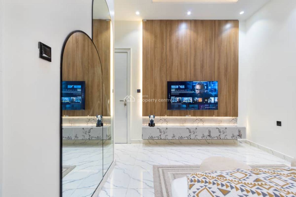 Brand New 2 Bedroom Apartment with Swimming Pool, Gym and Ps5, Avante-garde Iv, Lekki Phase 1, Lekki, Lagos, Flat / Apartment Short Let