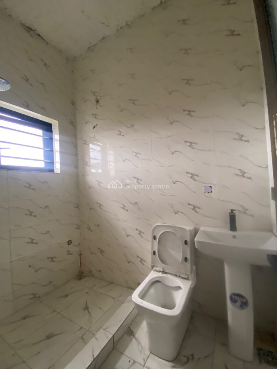 Tastefully Finished and Contemporary 2bedroom Block of Flat, Tombia Extension /new Gra Phase 3, Port Harcourt, Rivers, Flat / Apartment for Sale