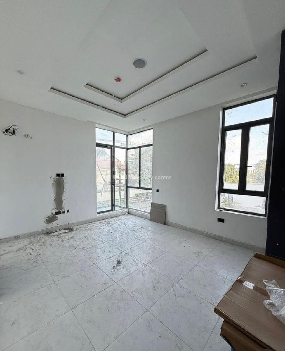 Spacious 2-bedroom Luxury Apartment with Swimming Pool, Lekki, Lagos, Flat / Apartment for Sale