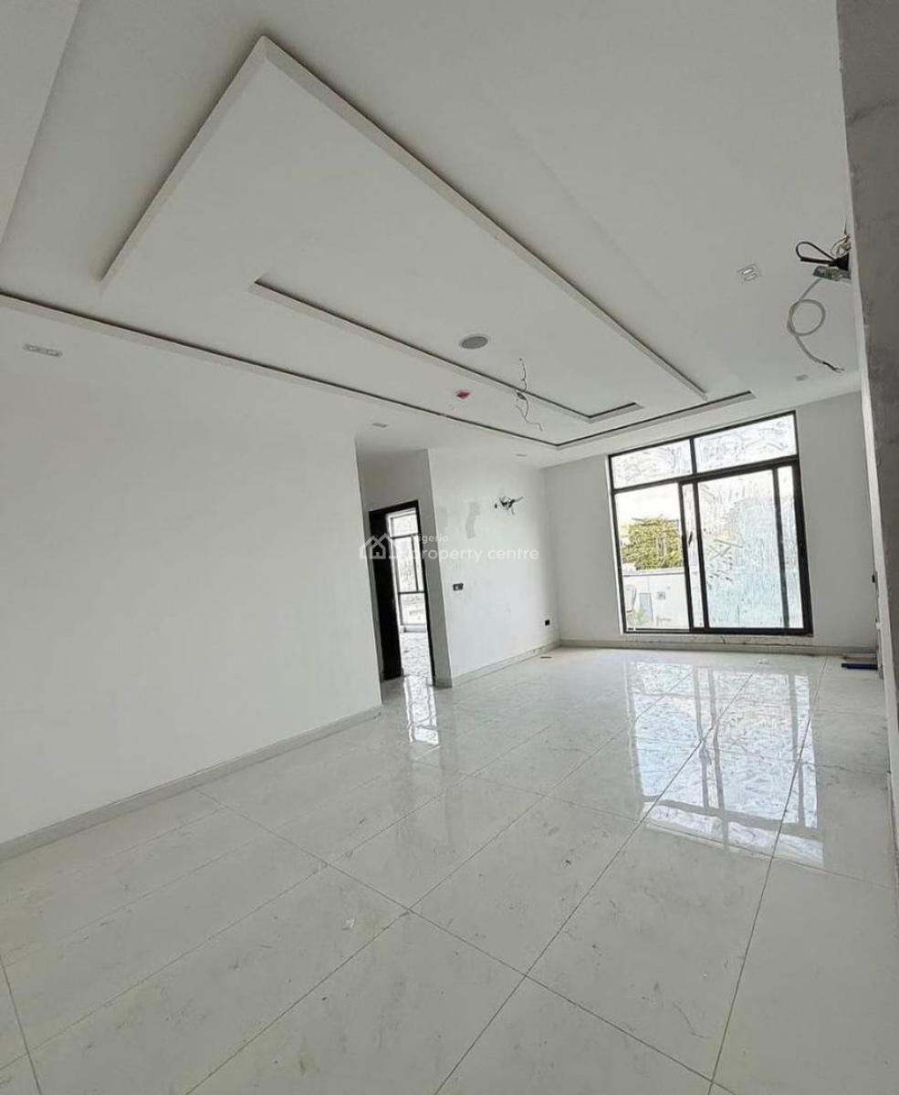 Spacious 2-bedroom Luxury Apartment with Swimming Pool, Lekki, Lagos, Flat / Apartment for Sale