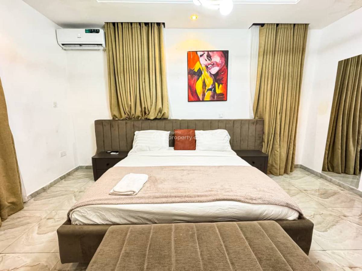 Spacious 2 Bedroom Apartment with Ps5 and City View., Awkuzu Street, Lekki Phase 1, Lekki, Lagos, Flat / Apartment Short Let