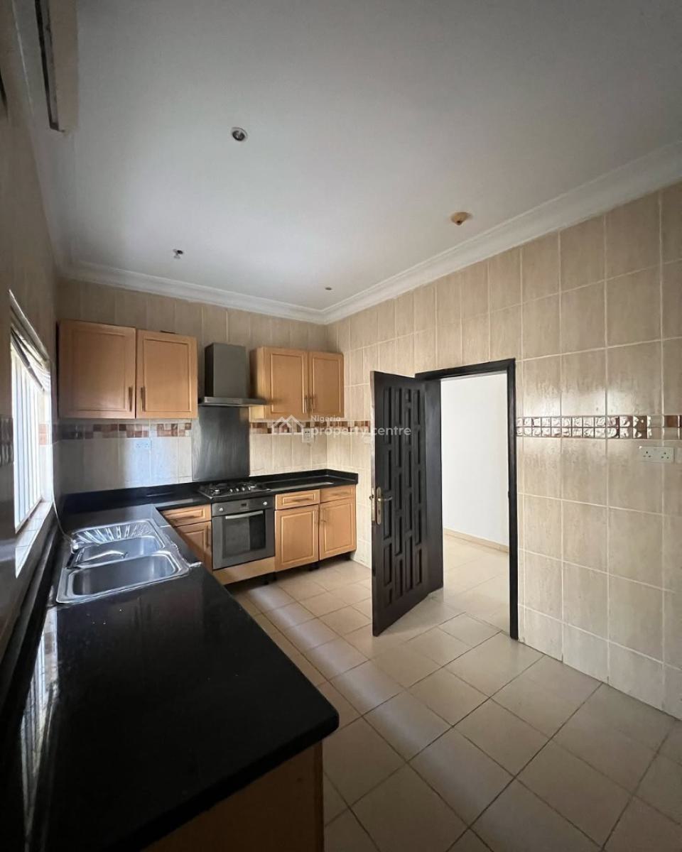 2 & 3 Bedroom Apartment Available, Lekki Phase 1, Lekki, Lagos, Flat / Apartment for Rent