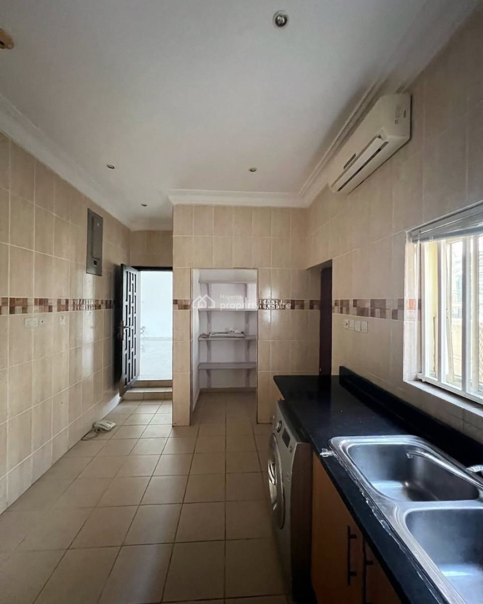 2 & 3 Bedroom Apartment Available, Lekki Phase 1, Lekki, Lagos, Flat / Apartment for Rent