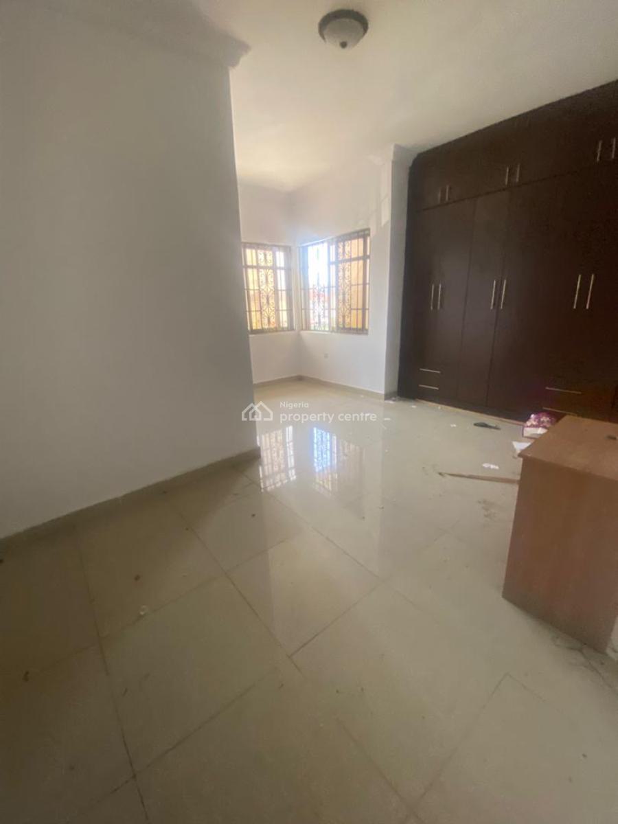 2 Bedroom Apartment Readily Available, Ikate, Lekki, Lagos, Flat / Apartment for Rent