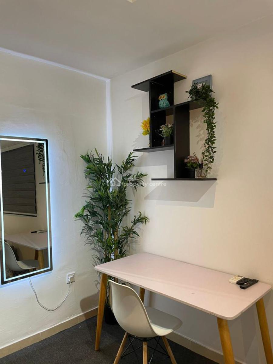 Spacious Furnished Room & Parlour ( Miniflat ) with Open Kitchen Plan, Off Adewunmi Adebimpe Street, Lekki Phase 1, Lekki, Lagos, Mini Flat (room and Parlour) for Rent