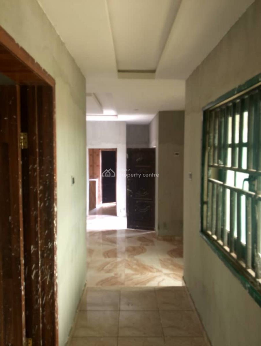 a 2 Bedroom Pop Standalone Apartment, Lucky Fiber Road, Ikorodu, Lagos, Flat / Apartment for Rent