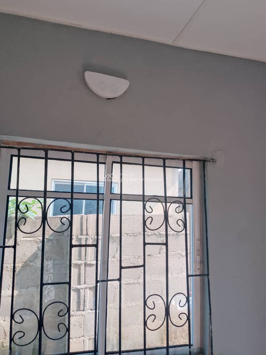 a Room and Parlor Self Contain, Lucky Fiber Road, Ikorodu, Lagos, Flat / Apartment for Rent