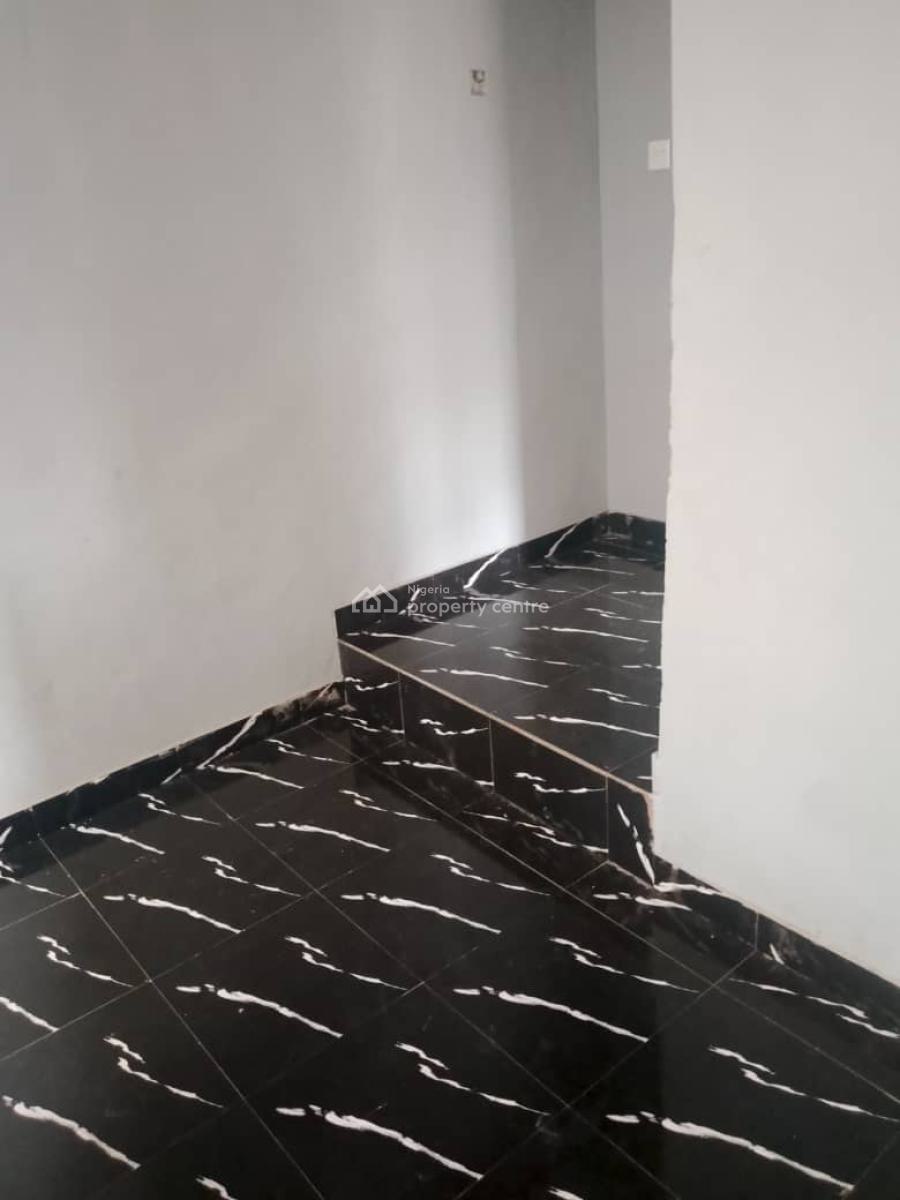a Room and Parlor Self Contain, Lucky Fiber Road, Ikorodu, Lagos, Flat / Apartment for Rent