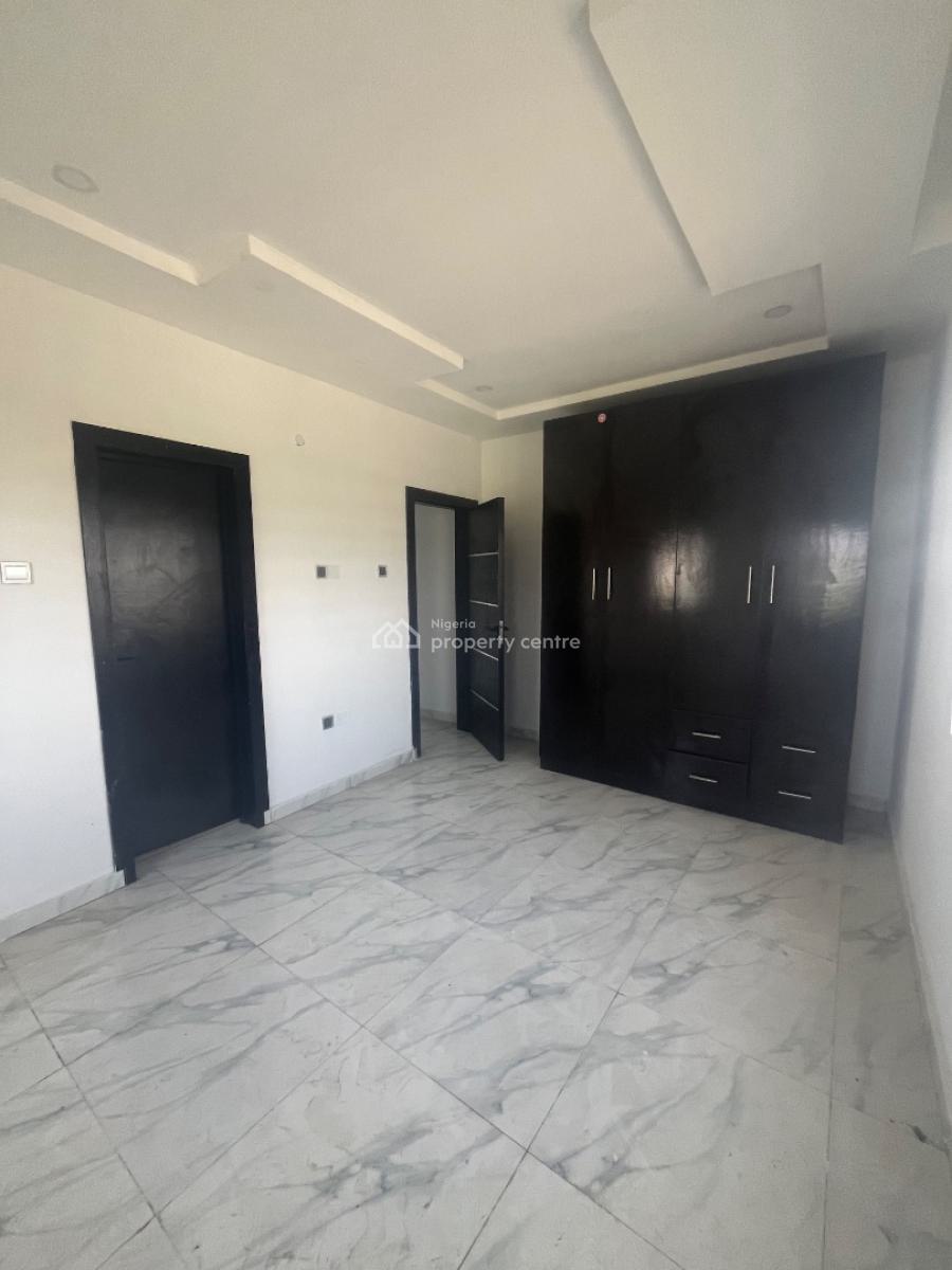 2bedroom Flat, Okun Ajah Estate, Okun-ajah, Ajah, Lagos, Flat / Apartment for Rent