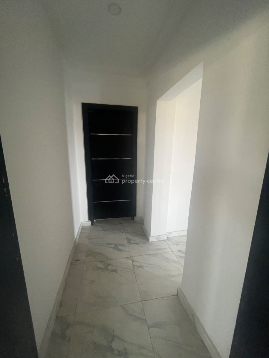 2bedroom Flat, Okun Ajah Estate, Okun-ajah, Ajah, Lagos, Flat / Apartment for Rent