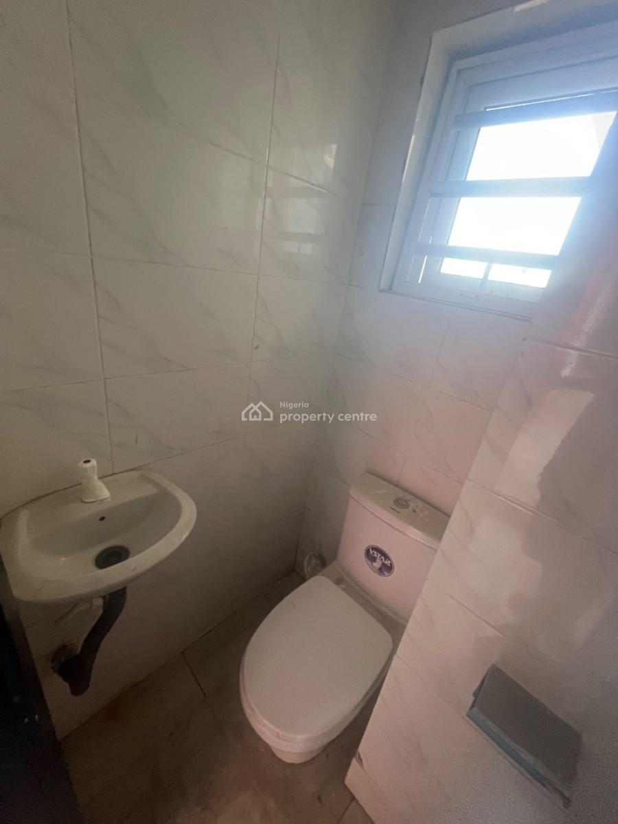 2bedroom Flat, Okun Ajah Estate, Okun-ajah, Ajah, Lagos, Flat / Apartment for Rent