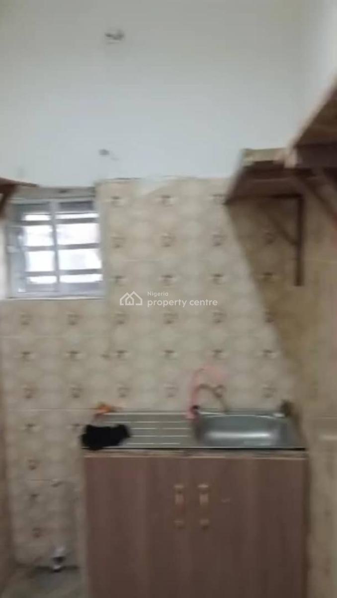 Lovely Sweet Mini Flat, Onigbongbo, Maryland, Lagos, Mini Flat (room and Parlour) for Rent