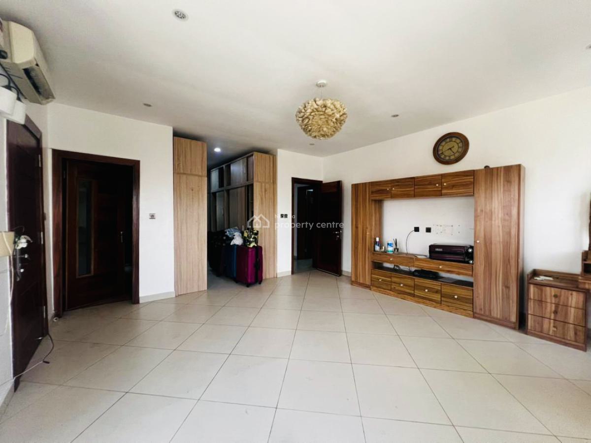 Exquisite 3 Bedroom Apartment, Lekki Phase 1, Lekki, Lagos, Flat / Apartment for Rent