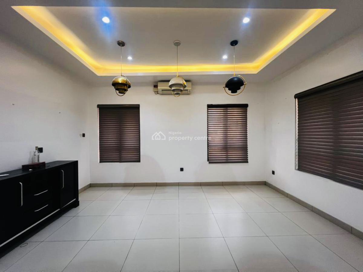 Exquisite 3 Bedroom Apartment, Lekki Phase 1, Lekki, Lagos, Flat / Apartment for Rent