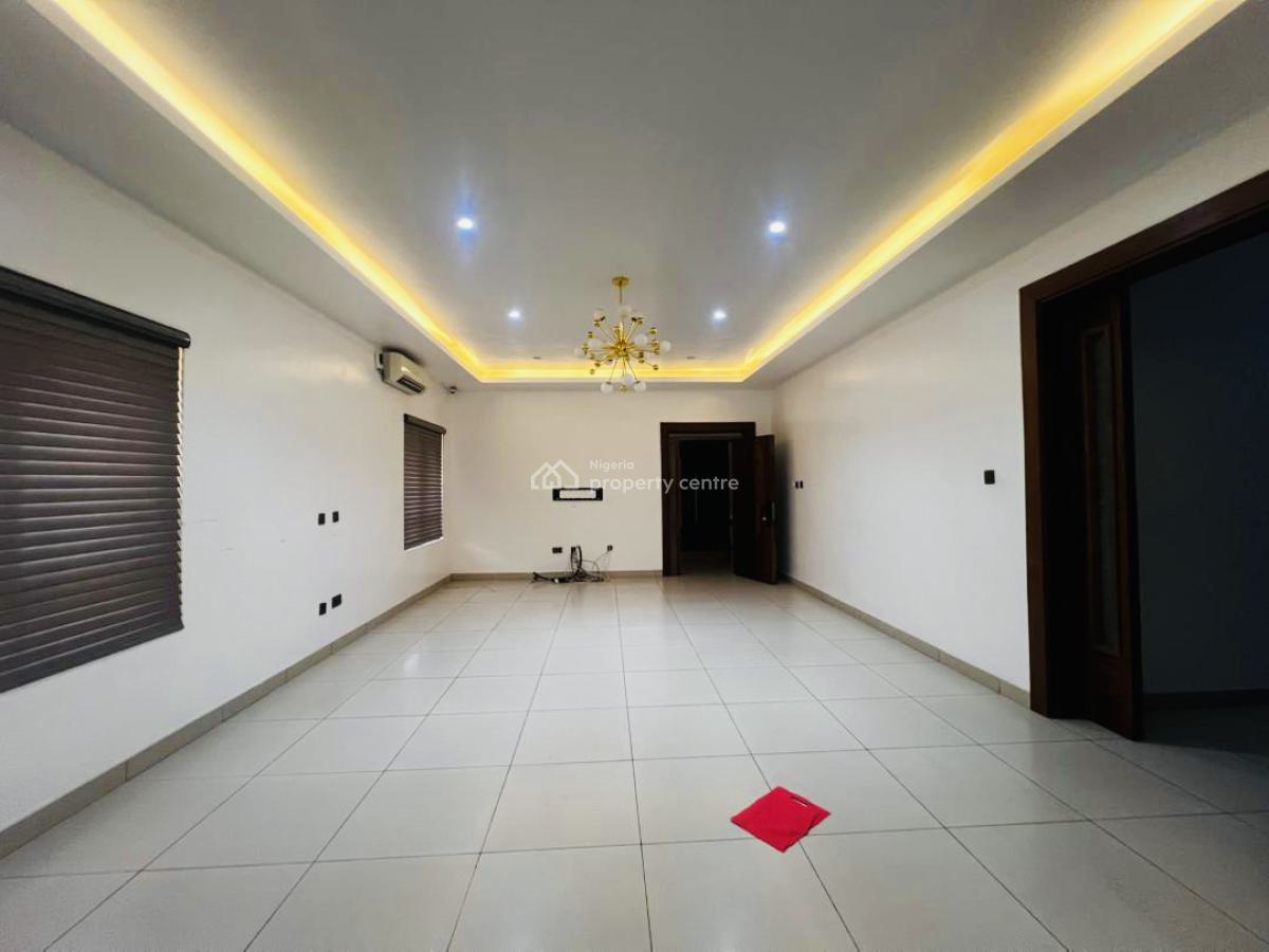 Exquisite 3 Bedroom Apartment, Lekki Phase 1, Lekki, Lagos, Flat / Apartment for Rent