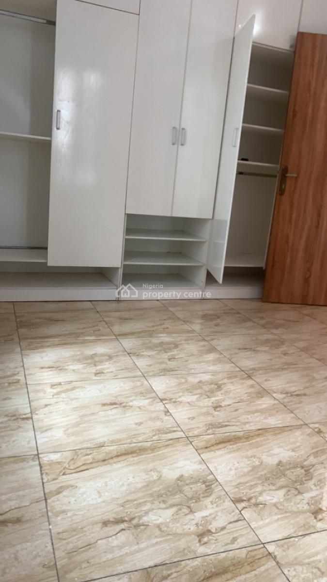 Luxury and Fully Serviced Single Bedroom Studio Apartment Upstairs, Spring Bay Estate Orchid Road Lekki, Lekki Expressway, Lekki, Lagos, Self Contain (single Rooms) for Rent