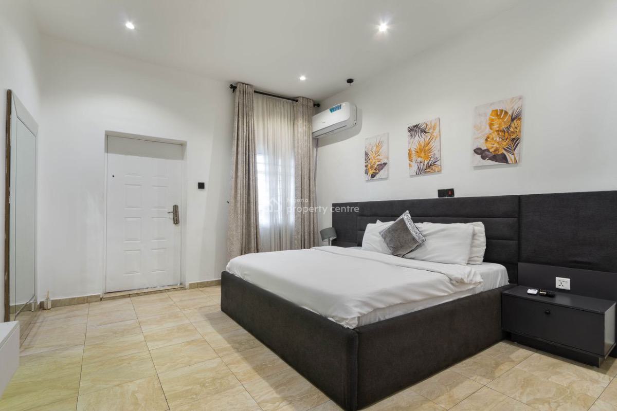 Luxury Three Bedroom with Swimming Pool, Lekki Phase 1, Lekki, Lagos, Flat / Apartment Short Let