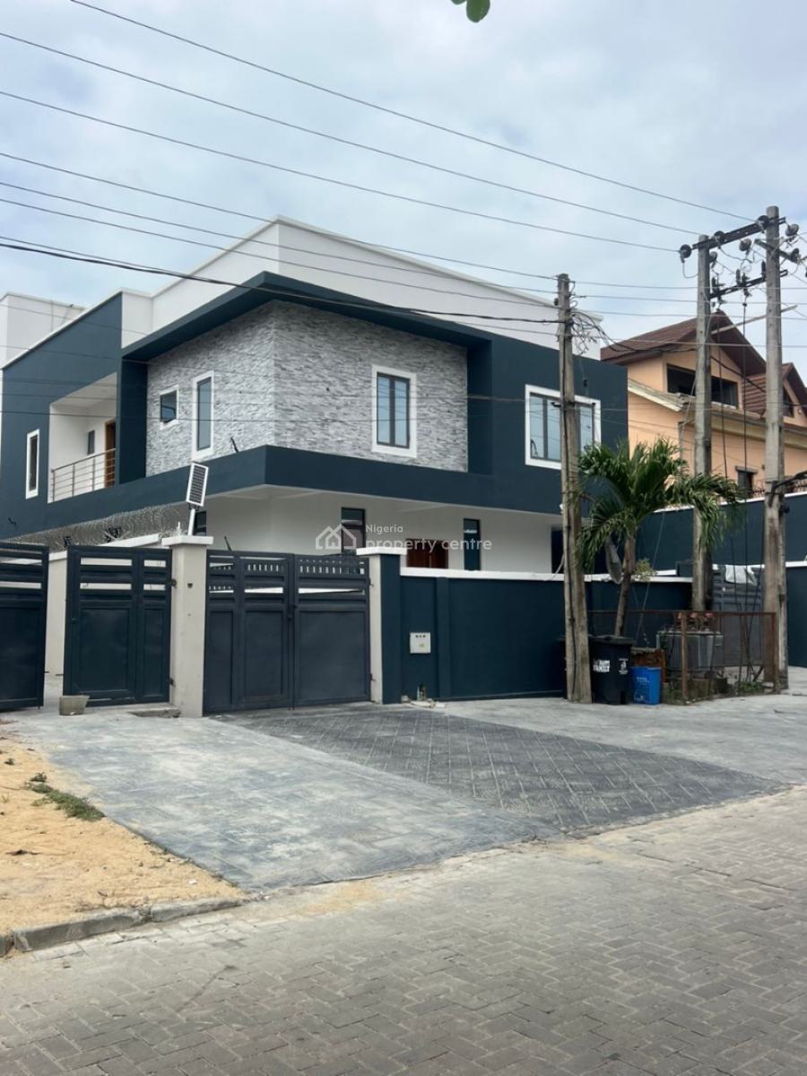 Lovely Finished 5 Bedroom Detached Duplex with a Bq in an Estate, U3 Estate, Lekki Phase 1, Lekki, Lagos, Detached Duplex for Sale