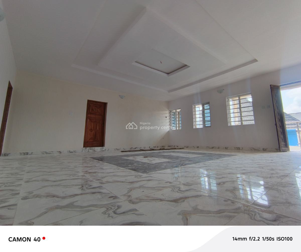 2 Bedroom Flat, Elepe Ijede Road, Ikorodu, Lagos, Flat / Apartment for Rent