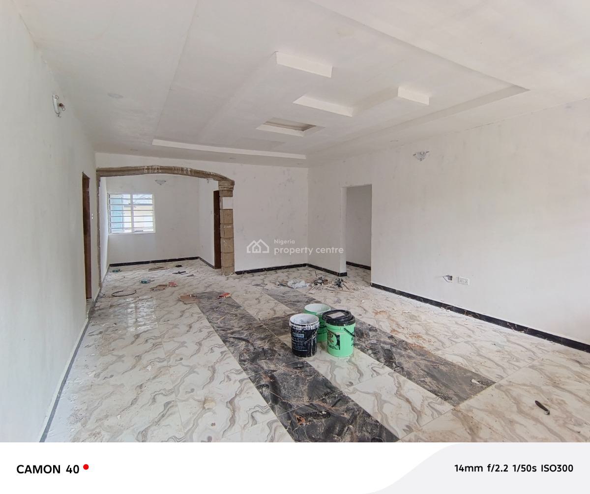 2 Bedroom Flat, Elepe Ijede Road, Ikorodu, Lagos, Flat / Apartment for Rent