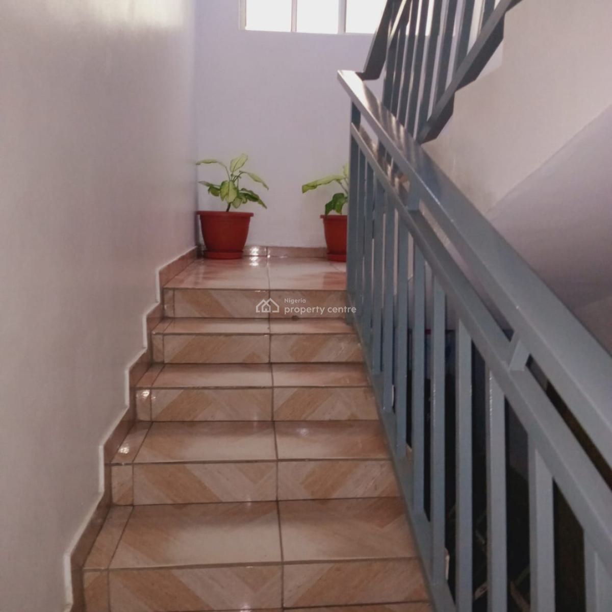 Cosy Studio, Onigbongbo, Maryland, Lagos, Self Contain (single Rooms) Short Let