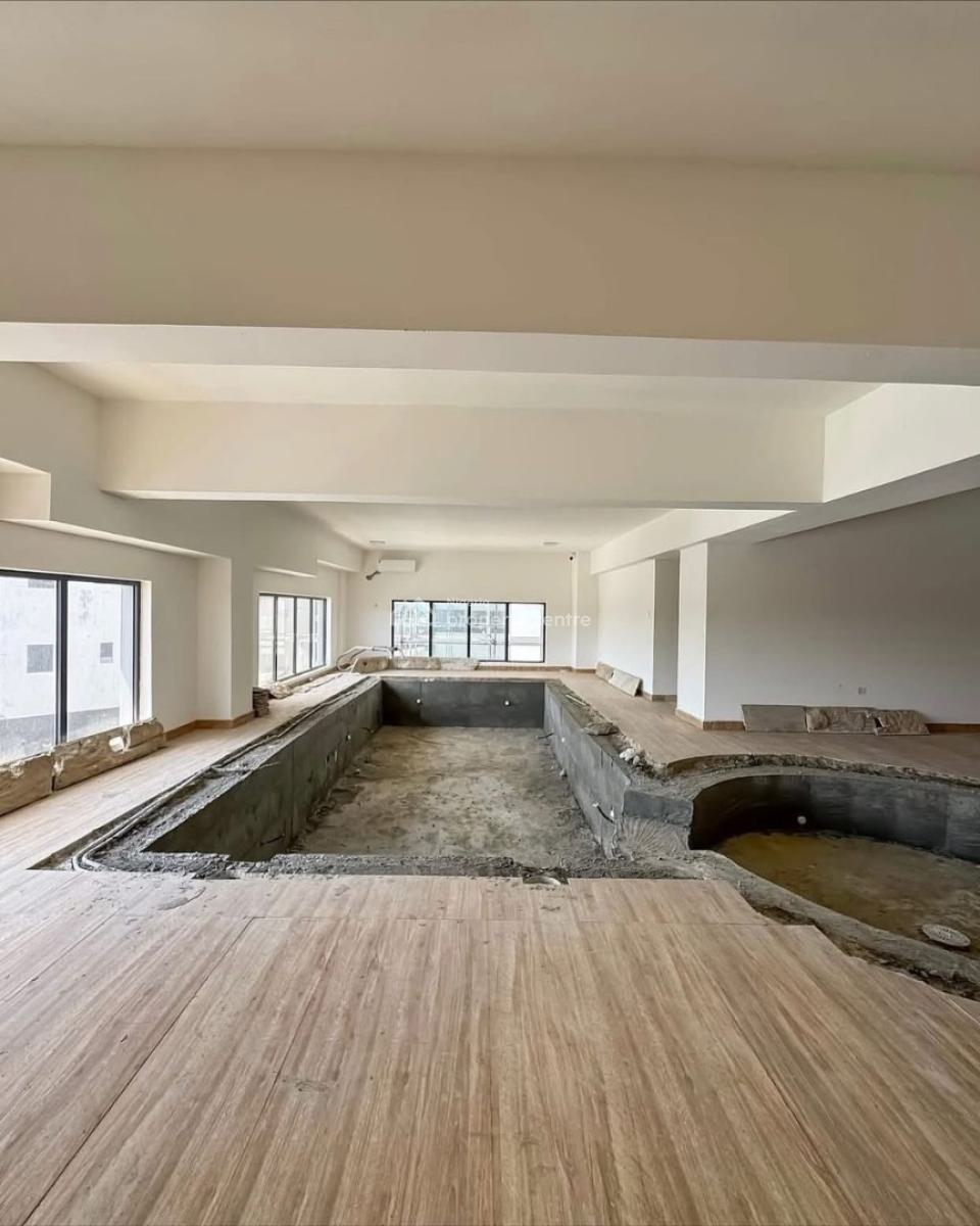 3 Bedrooms Spacious Apartment, Lekki Phase 1, Lekki, Lagos, Flat / Apartment for Sale