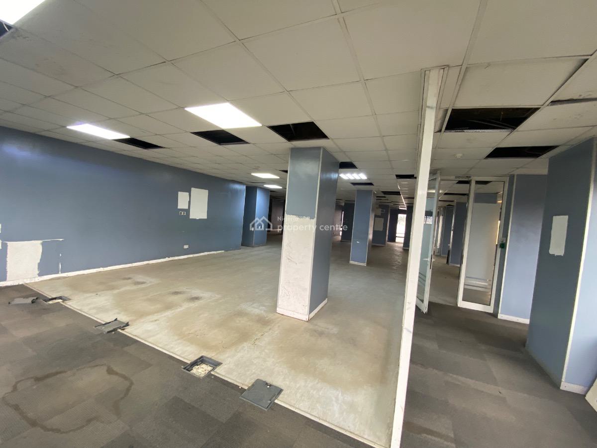 a Fully Service 570sqm Open Plan Office Space, Bank Anthony Way Ikeja Lagos, Ikeja, Lagos, Office Space for Rent