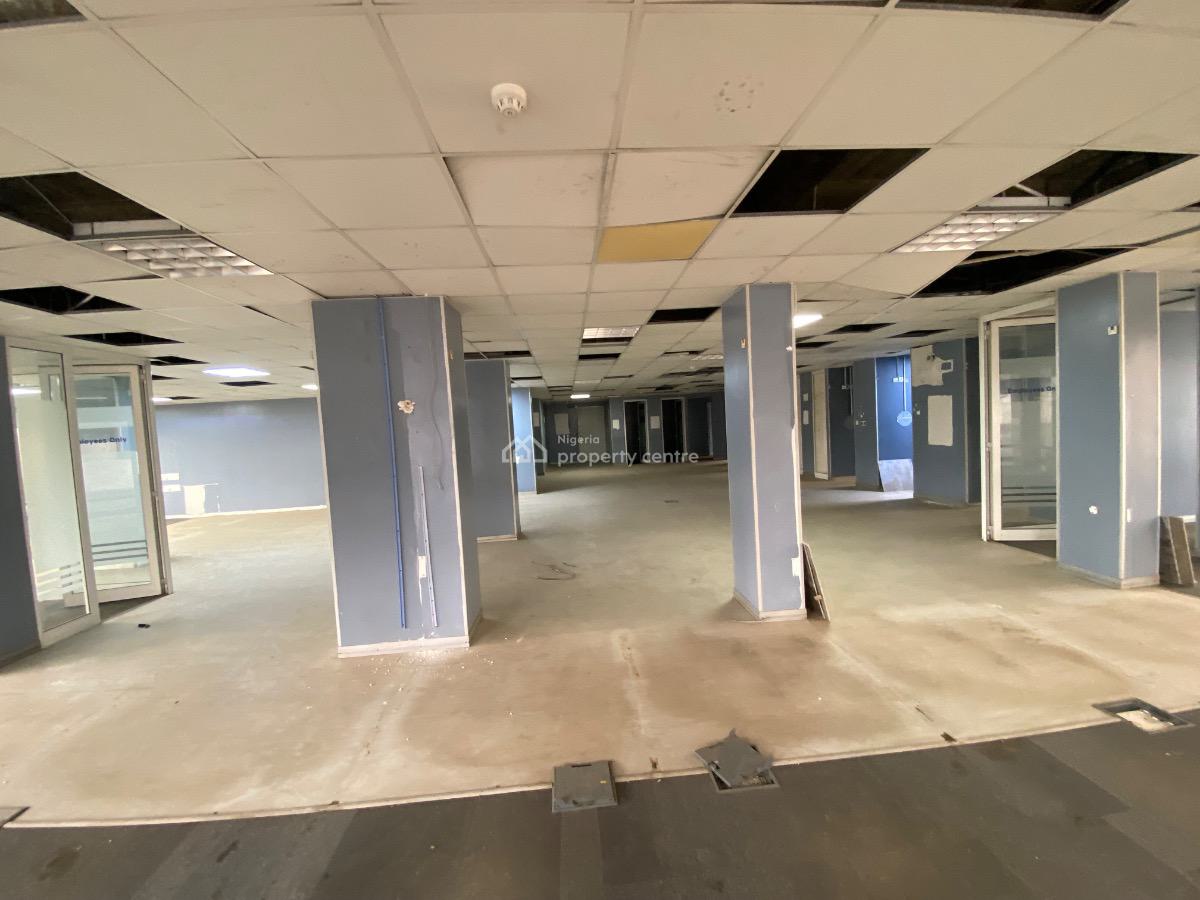 a Fully Service 570sqm Open Plan Office Space, Bank Anthony Way Ikeja Lagos, Ikeja, Lagos, Office Space for Rent