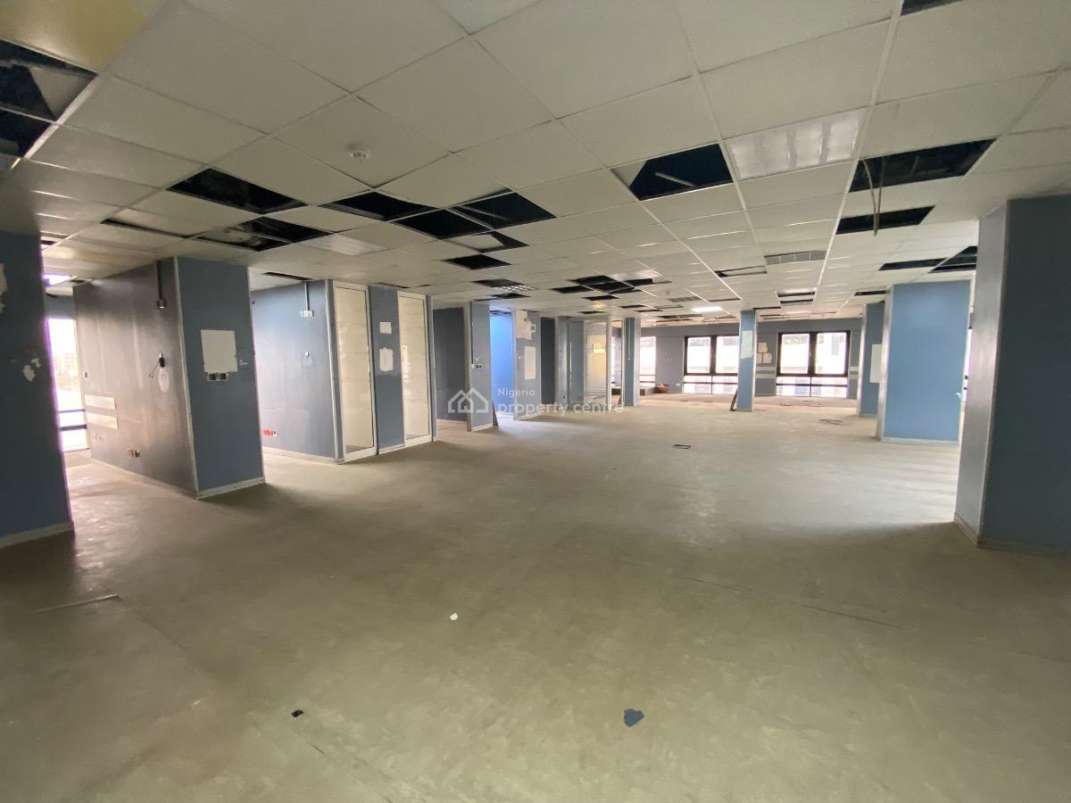 a Fully Service 570sqm Open Plan Office Space, Bank Anthony Way Ikeja Lagos, Ikeja, Lagos, Office Space for Rent