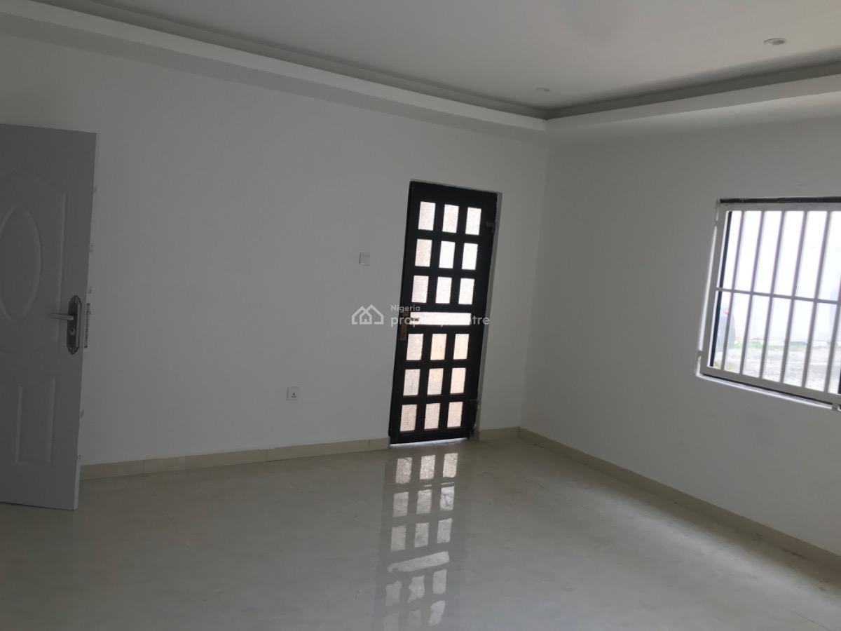 Well Refurbished 2 Bedroom Bungalow,office/business Use,on The Road, By The Ademola Adetokunbo Way, Wuse 2, Abuja, Office Space for Rent