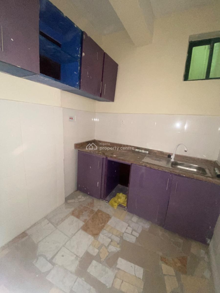 Luxurious and Very Massive Mini Flat, 2  Hammed Kasumu Chevy View Estate Chevron, Lekki, Lagos, Mini Flat (room and Parlour) for Rent