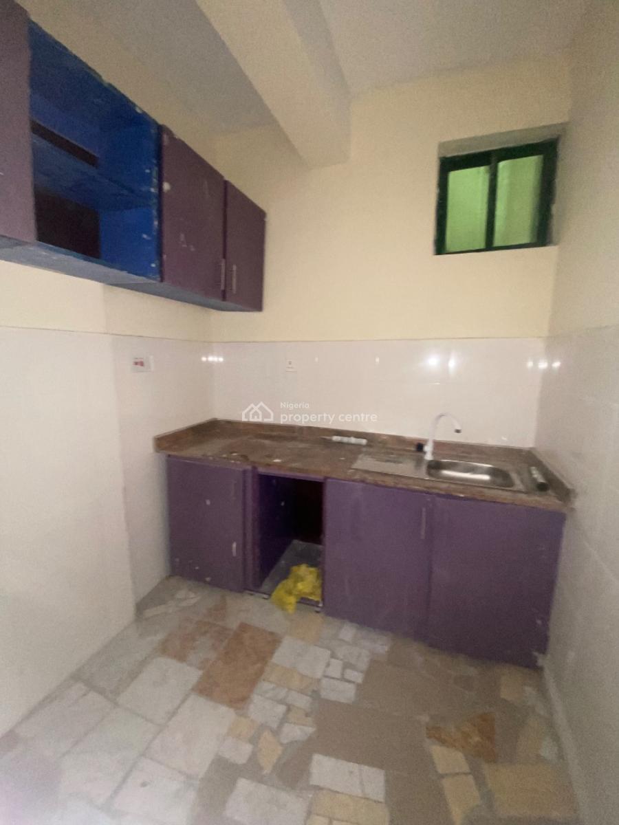 Luxurious and Very Massive Mini Flat, 2  Hammed Kasumu Chevy View Estate Chevron, Lekki, Lagos, Mini Flat (room and Parlour) for Rent