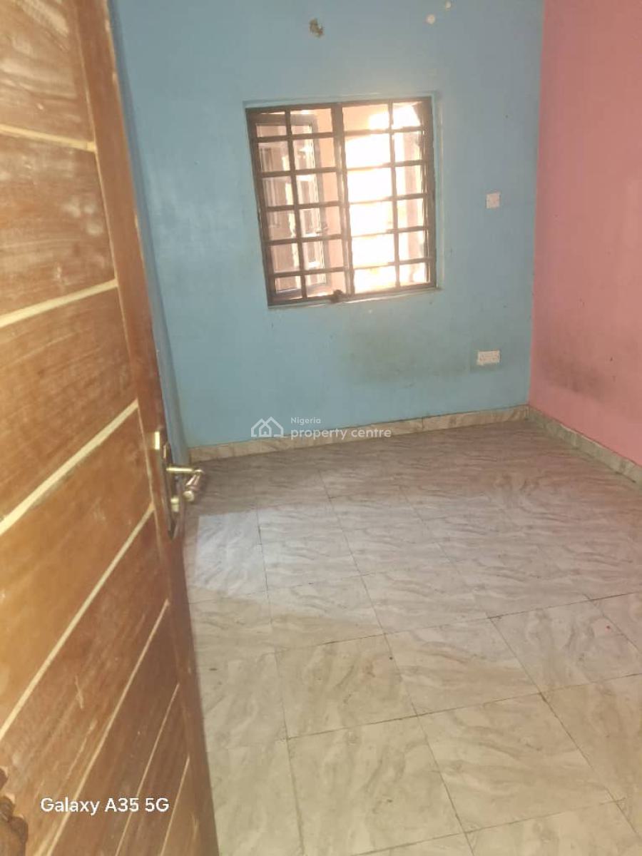 Executive Ensuite 2 Bedrooms Flat, Adekunle, Yaba, Lagos, Flat / Apartment for Rent
