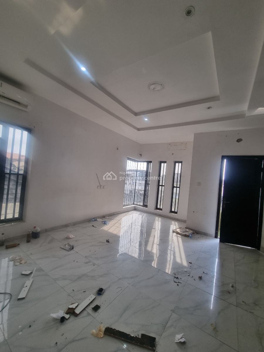 Standard and Very Okay Mini Flat, 6, Muritala Eletu Osapa London, Lekki, Lagos, Flat / Apartment for Rent