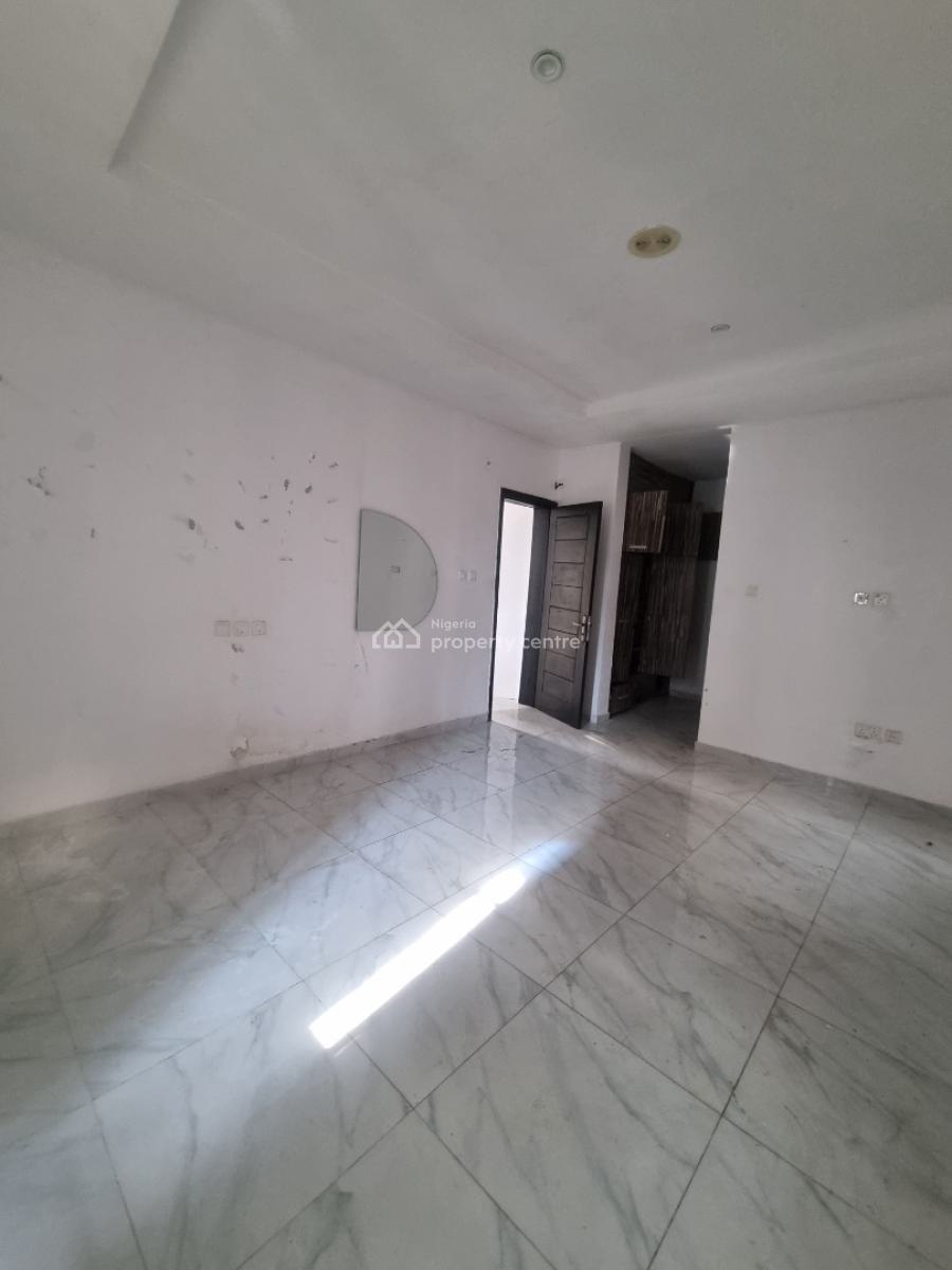 Standard and Very Okay Mini Flat, 6, Muritala Eletu Osapa London, Lekki, Lagos, Flat / Apartment for Rent
