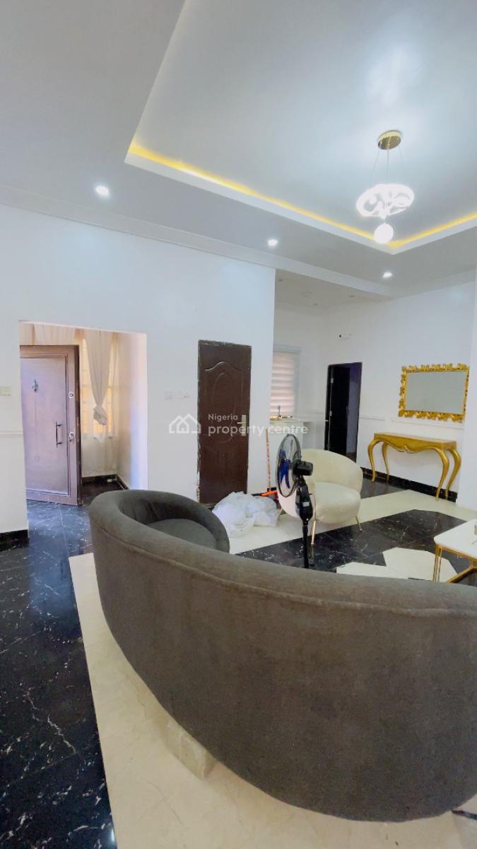 Spacious Miniflat with Guest Toilet., Bera Estate, Osapa, Lekki, Lagos, Mini Flat (room and Parlour) for Rent