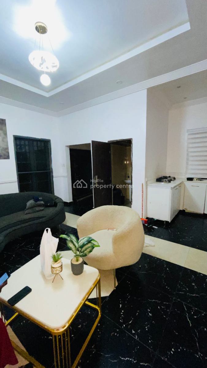 Spacious Miniflat with Guest Toilet., Bera Estate, Osapa, Lekki, Lagos, Mini Flat (room and Parlour) for Rent