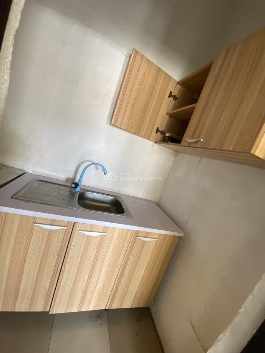 Standard and Luxurious Mini Flat, 2 Gorge Bassey, Agungi, Lekki, Lagos, Mini Flat (room and Parlour) for Rent