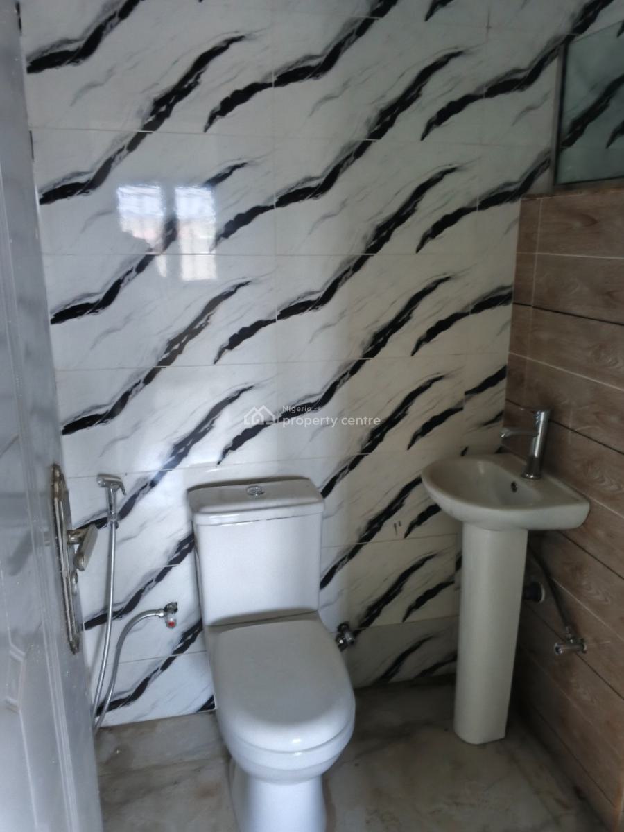 Newly Built and Very Spacious 2bedroom, Just 3mins From Gwarinpa Express, Dawaki, Gwarinpa, Abuja, Flat / Apartment for Sale