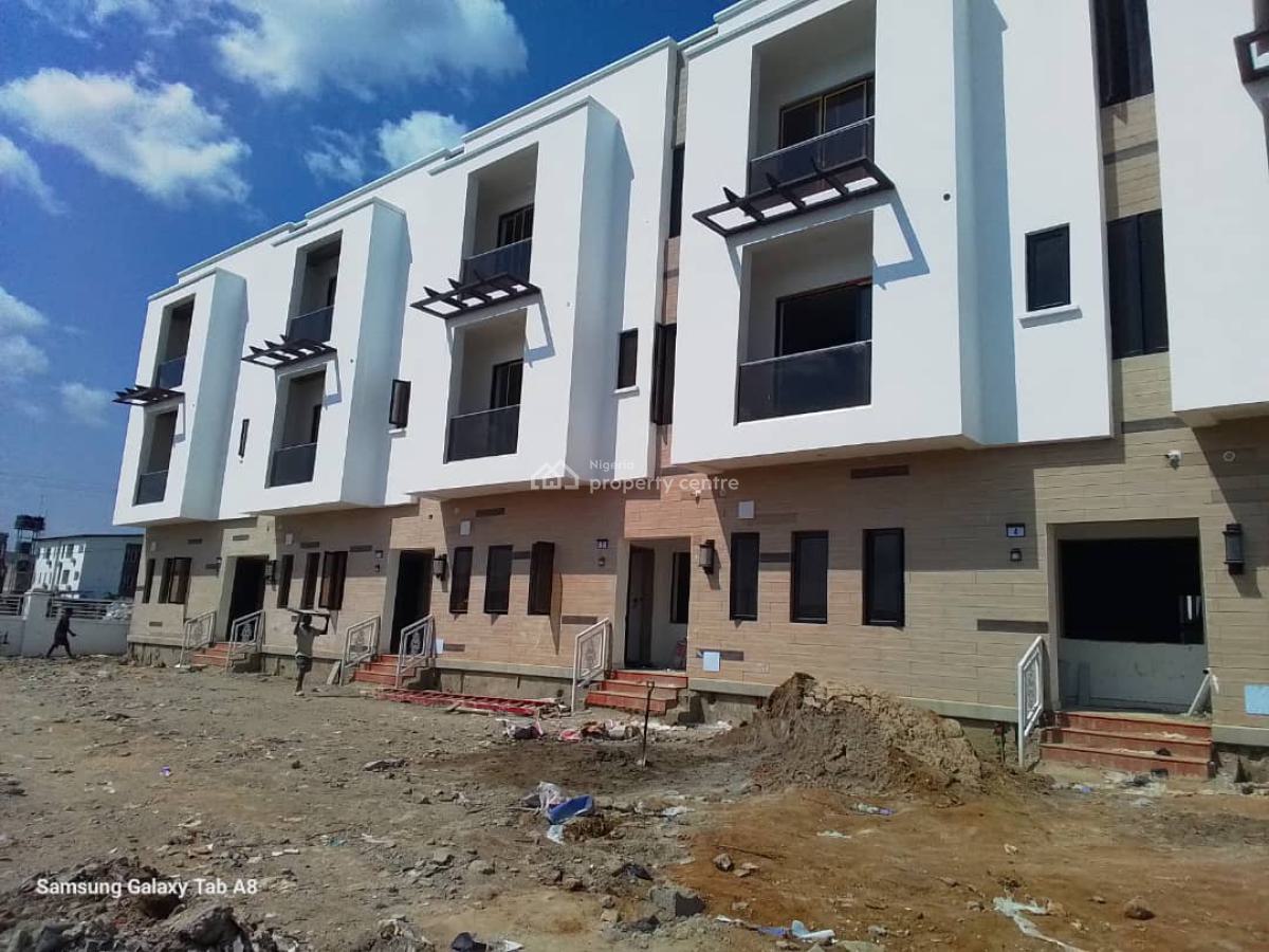 4 Bedroom Terrace with 1 Room Bq, Jahi Near Peace Apartment, Jahi, Abuja, Terraced Duplex for Sale