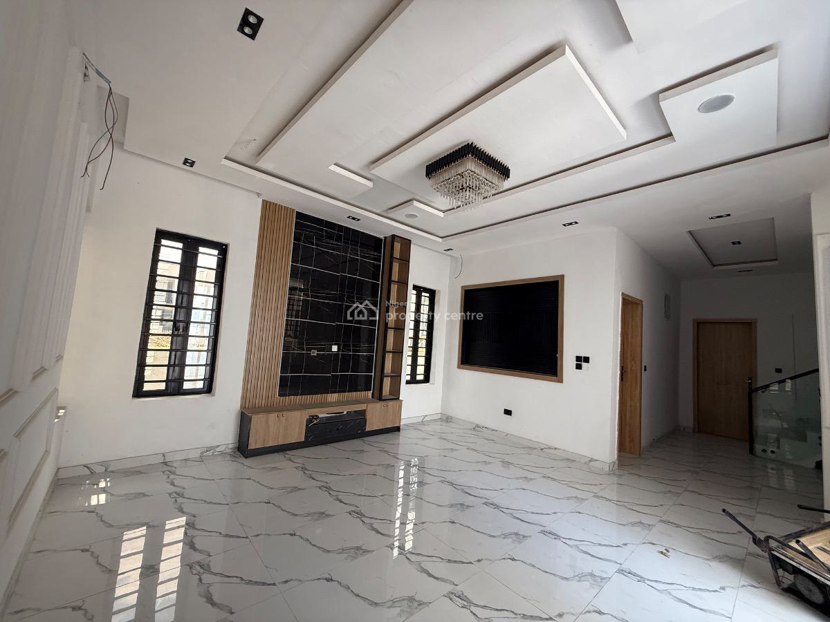 4 Bedroom Fully Detached Duplex with Bq for Distress, Captain’s Court Estate/lekki Palm City Estate, Ajah, Lagos, Detached Duplex for Sale