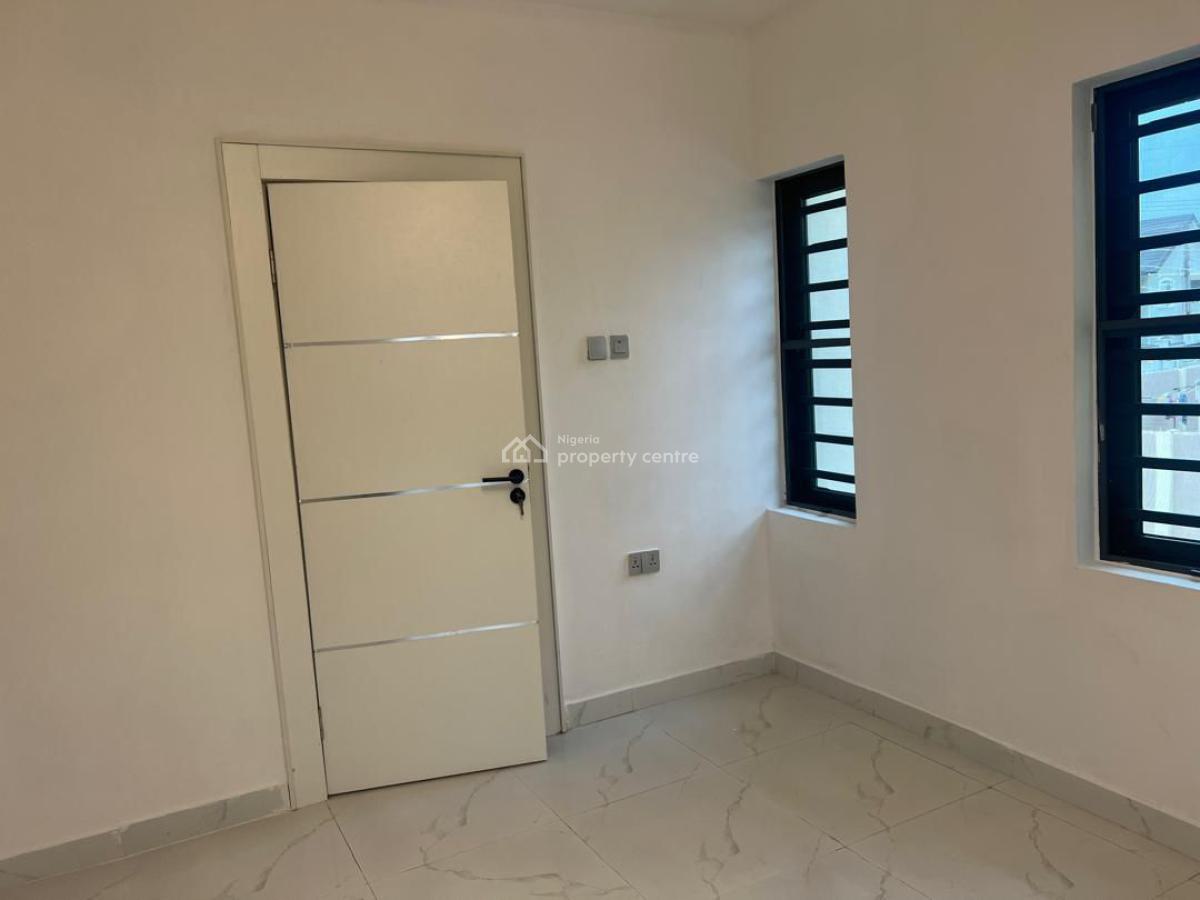 Strategically Located Luxury 5-bedroom Detached Duplex + Boys Quarter, Brown Gate Estate, Oluyole, Oyo, Detached Duplex for Sale